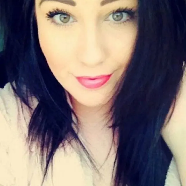 Caroline image 0